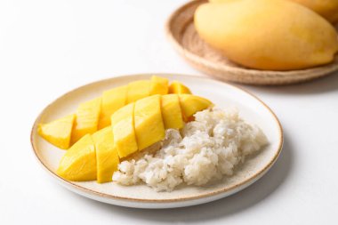 Mango pilavı, Tayland tatlısı (Khao Niew Mamuang)