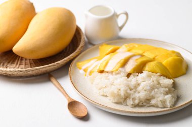 Mango pilavı, Tayland tatlısı (Khao Niew Mamuang)