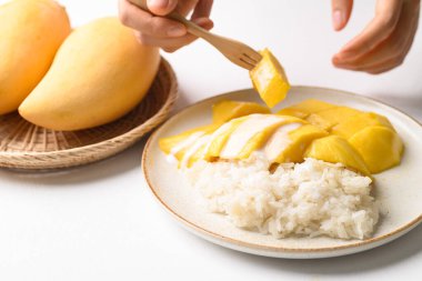 Mango pilavı, Tayland tatlısı (Khao Niew Mamuang)