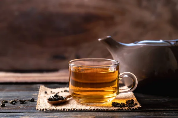 Heißer Tee Tasse Glas Und Teekanne Auf Holzgrund Gesundes Getränk — Stockfoto