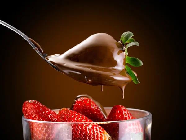 イチゴとチョコレート — ストック写真