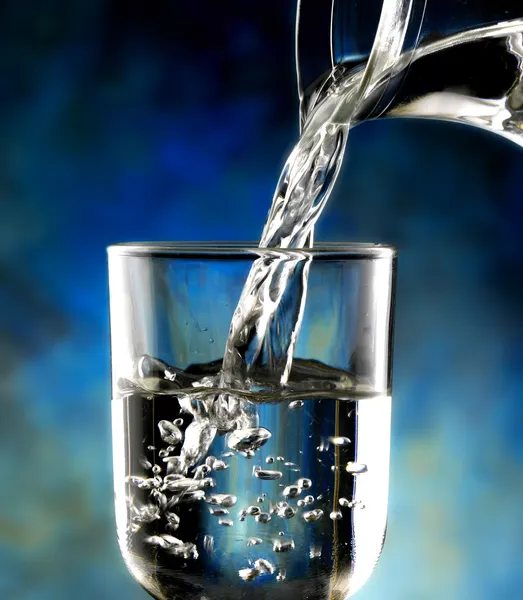 Glas koud water — Stockfoto