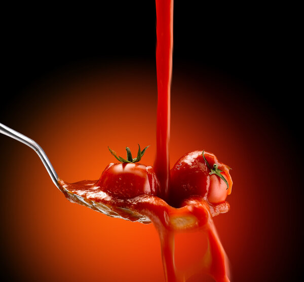 Basil pasta and tomato sauce