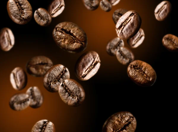 コーヒー豆を飛んでください。 — ストック写真