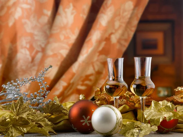 Natale Con Brindisi Famiglia Ambiente Caldo Decorato — Foto Stock