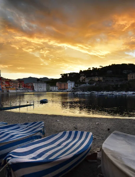 Spectacular Sunrise Baia Del Silenzio Beach Sestri Levante Liguria — ストック写真