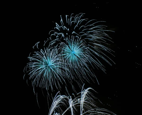 Vuurwerk Pyrotechnische Spelletjes Het Nieuwe Jaar Vieren Andere Belangrijke Evenementen — Stockfoto