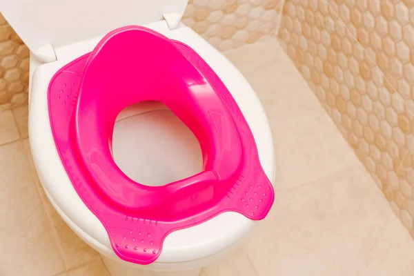 Baby Pink Toilet Seat Toilet Hygiene Children Toilet Children Pad Imagens De Bancos De Imagens