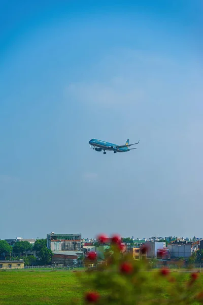 Chi Minh Πόλη Βιετνάμ Δεκ 2020 Vietnam Airlines Πετούν Πάνω — Φωτογραφία Αρχείου