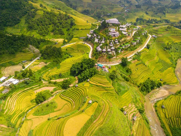Luchtfoto Van Gouden Rijst Terrassen Cang Chai Stad Buurt Van — Stockfoto