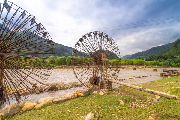 Utsikt Över Vattenkvarnen Cang Chai Yen Bai Provinsen Vietnam Sommardag — Stockfoto