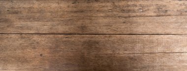 Koyu kahverengi ahşap doku. Boş yatay. Ahşap arka plan. Kopya alanı ile desenli arkaplan, çerçeve ve dekorasyon olarak kullan. Seçici odak.