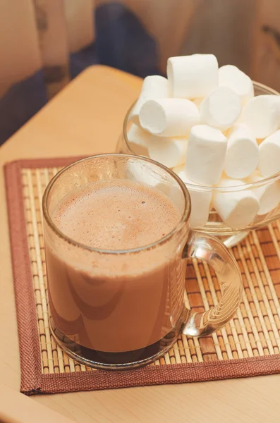 Cacao met marshmallow — Stockfoto