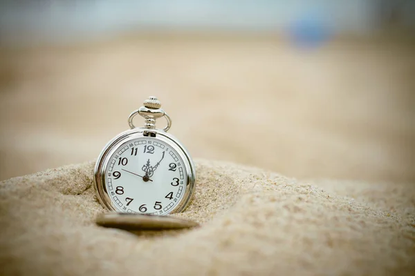 Reloj Bolsillo Clásico Playa — Foto de Stock