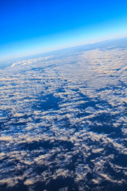 Mavi Gökyüzü Bulutları