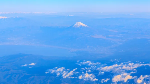 Вид на гору Фудзи с высоты птичьего полета — стоковое фото