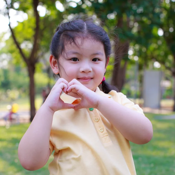 Little Asian girl — Stock Photo, Image