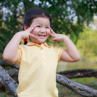 küçük Asyalı kız