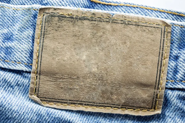 Etichetta jeans in pelle bianca — Foto Stock