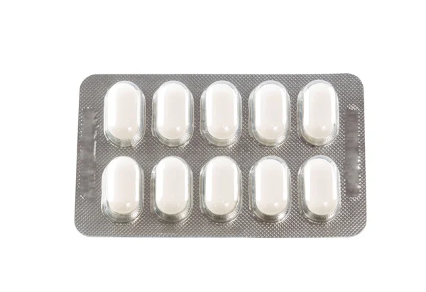 Léčivé přípravky v blistrech izolovaných na bílém pozadí — Stock fotografie