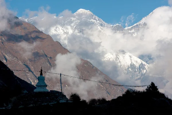 Aften udsigt over Mt. Everest - Stock-foto