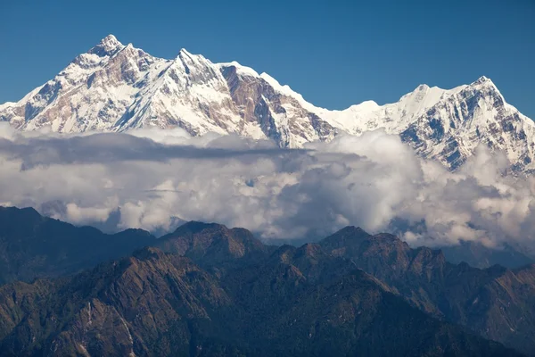 Nuvole intorno all'Annapurna — Foto Stock