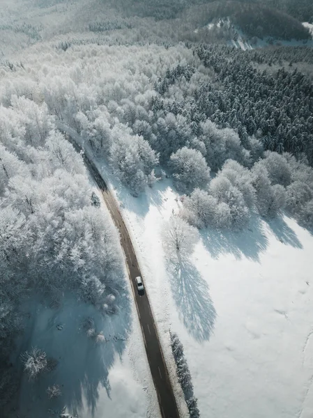 Top Aerial View Snow Mountain Winter Landscape Trees Highway Car — Stock Photo, Image
