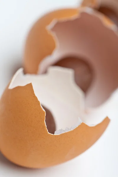 Pęknięte skorupki jaj — Zdjęcie stockowe