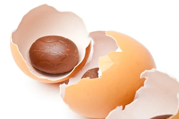 Cracked Egg Shells — Stock Photo, Image