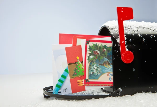 Снежный почтовый ящик — стоковое фото