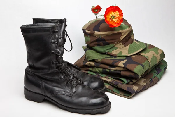 Vojenské uniformy — Stock fotografie
