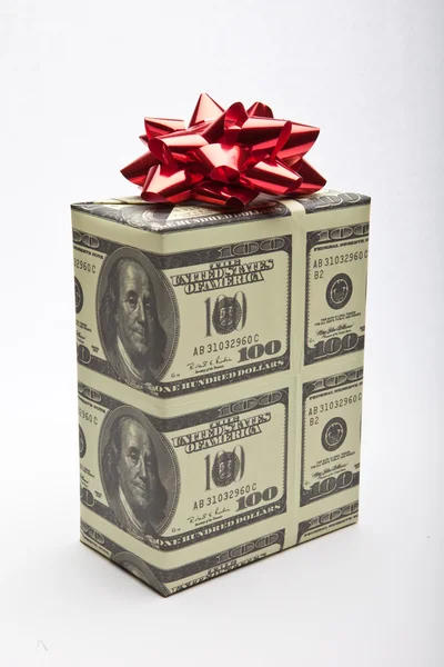 Caja de regalo de dinero —  Fotos de Stock