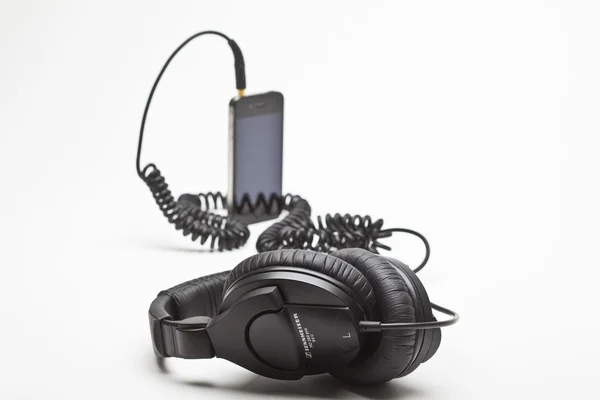 Headphones and MP3 Player — Stock Photo, Image