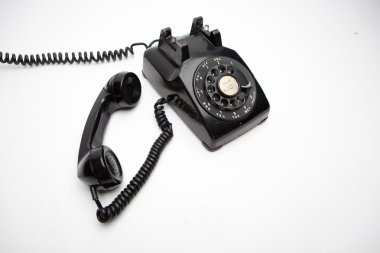 çevirmeli telefon