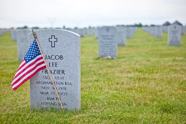 Soldier's Grave — Stock Photo, Image