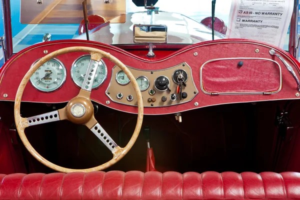 Vintage interior del coche — Foto de Stock