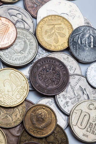 Мировые монеты — стоковое фото