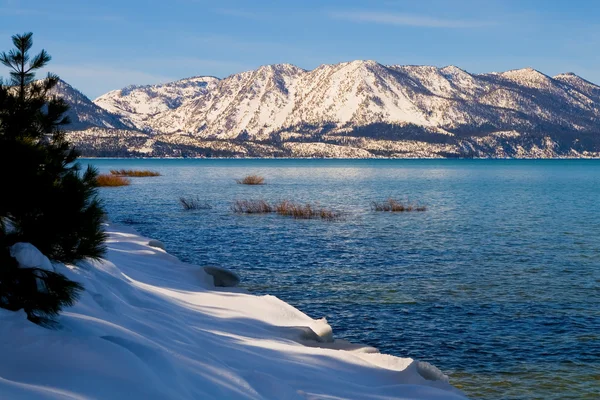 Jezioro tahoe — Zdjęcie stockowe