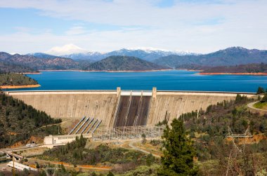 Shasta Dam