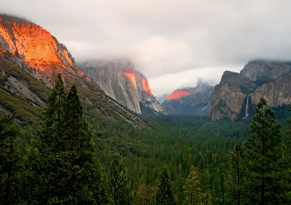 Yosemite-Tal — Stockfoto