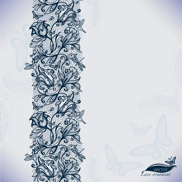 Abstracte naadloze kantpatroon met bloemen en vlinders. — Stockvector