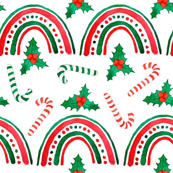 Aquarell handgezeichnetes nahtloses Muster mit Boho-Regenbogen-Stechpalmen-Zuckerstangen. Grün-rote Weihnachtselemente auf weißem Hintergrund, festliche Feiertagswinterfeier, lustiger abstrakter traditioneller Druck. — Stockfoto