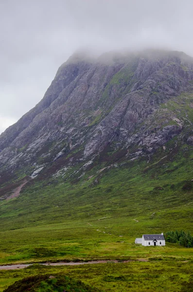 Dimmiga skotska landskapet i glencoe — Stockfoto