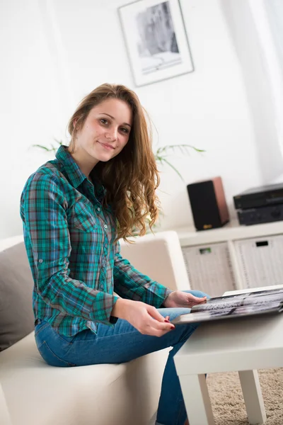 Cheerful teenager relaxed at home — Stock Photo, Image