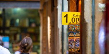 Manyetik kabin için 1 avro fiyatıyla imzala