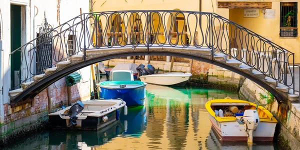 View Beautiful Bridge Canal Venice Moored Boats — Photo