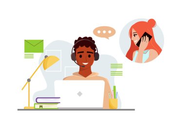 Bilgisayarla çalışan siyahi bir adam, ev ofisi, serbest çalışan. Müşteri hizmetleri. Destek. Çağrı merkezini arayan genç bir kadın. Çizgi film tarzında vektör kütle İllüstrasyonu.