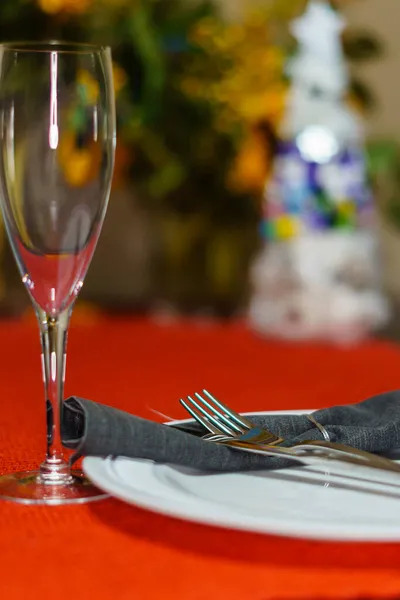 Mesa Pronta Para Celebrar Natal Estrela Árvore Natal — Fotografia de Stock