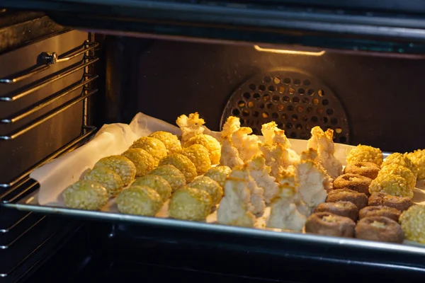 Close Panellets Oven Home Baker Typical Sweet Feast All Saints — Stock Photo, Image