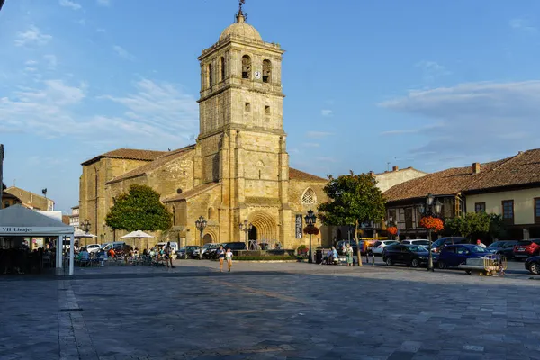 Palencia Spagna Agosto 2021 Colegiata San Miguel Arcngel Una Chiesa — Foto Stock